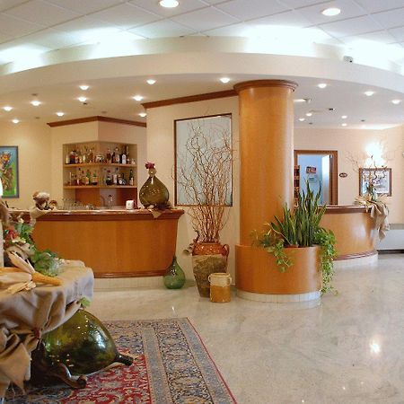 Hotel La Fenice Формиджине Экстерьер фото