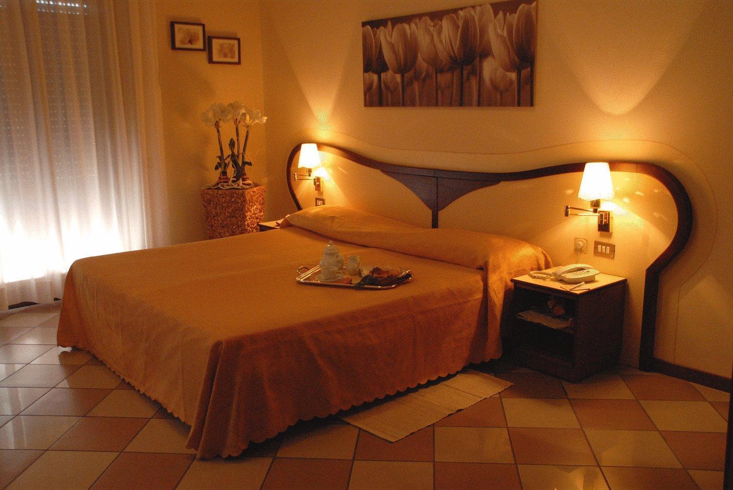 Hotel La Fenice Формиджине Экстерьер фото
